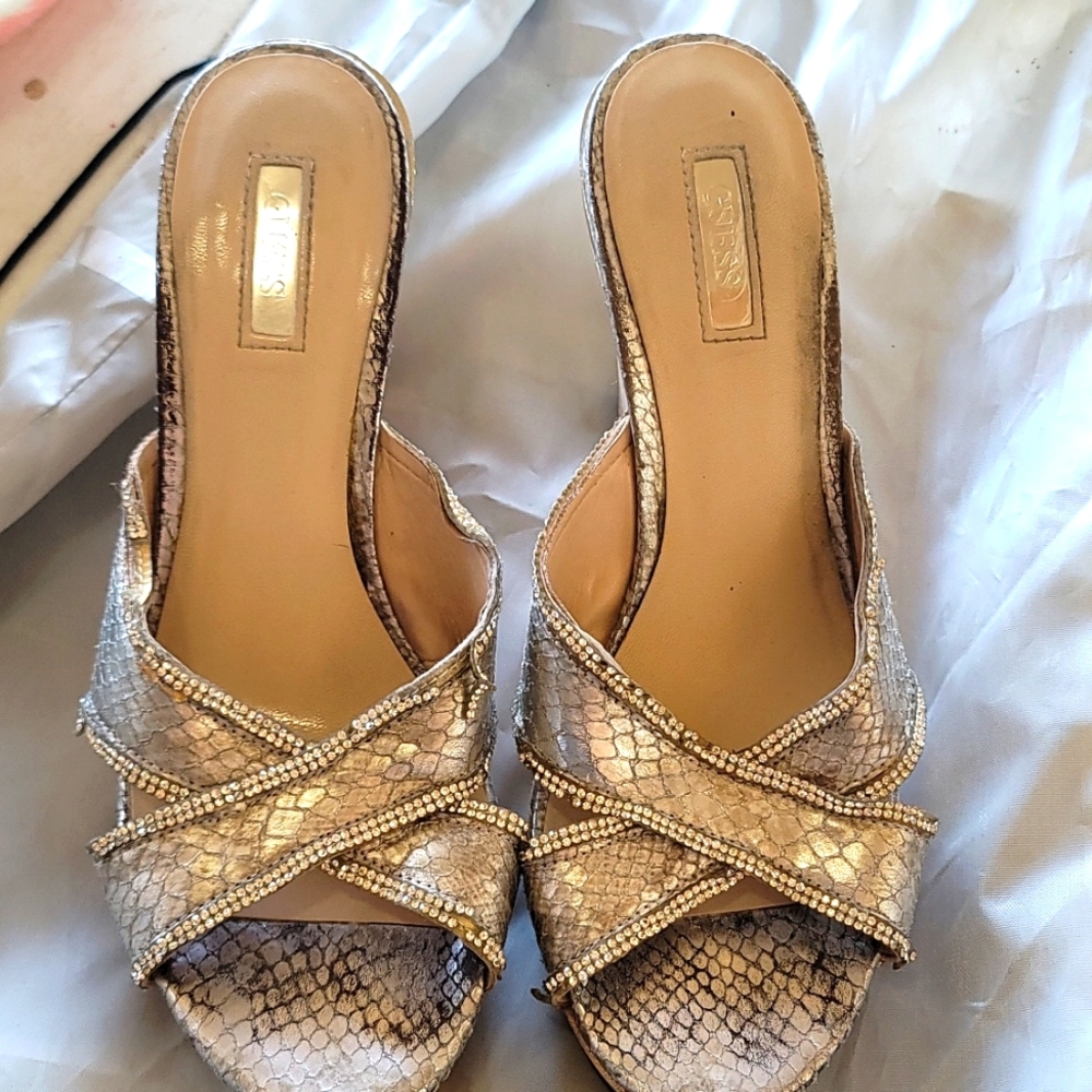 Well used sz 9 Guess silver bling wedge sandals